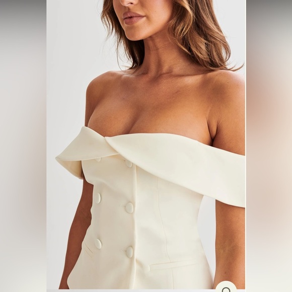 Meshki Strapless Suiting Top size large - Picture 3 of 4